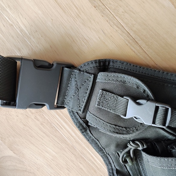 πͺ Red Rock Side Sling Tactical Hiking Hip Belt Bag. Olive Drab Green - Picture 10 of 16